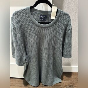 Men’s XL A&F shirt